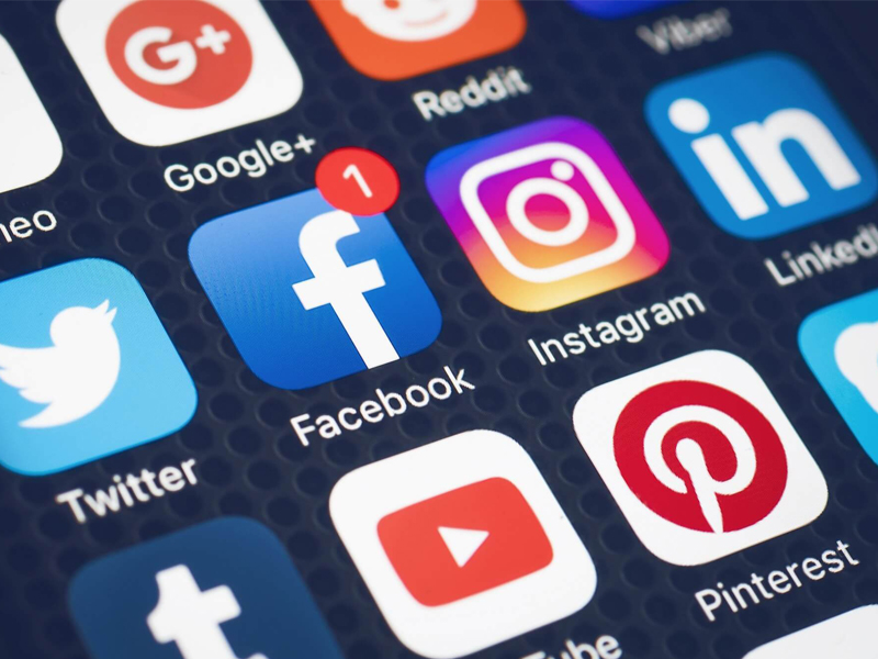 Social Media Marketing giúp sản phẩm/ dịch vụ của doanh nghiệp tiếp cận dễ dàng hơn với khách hàng